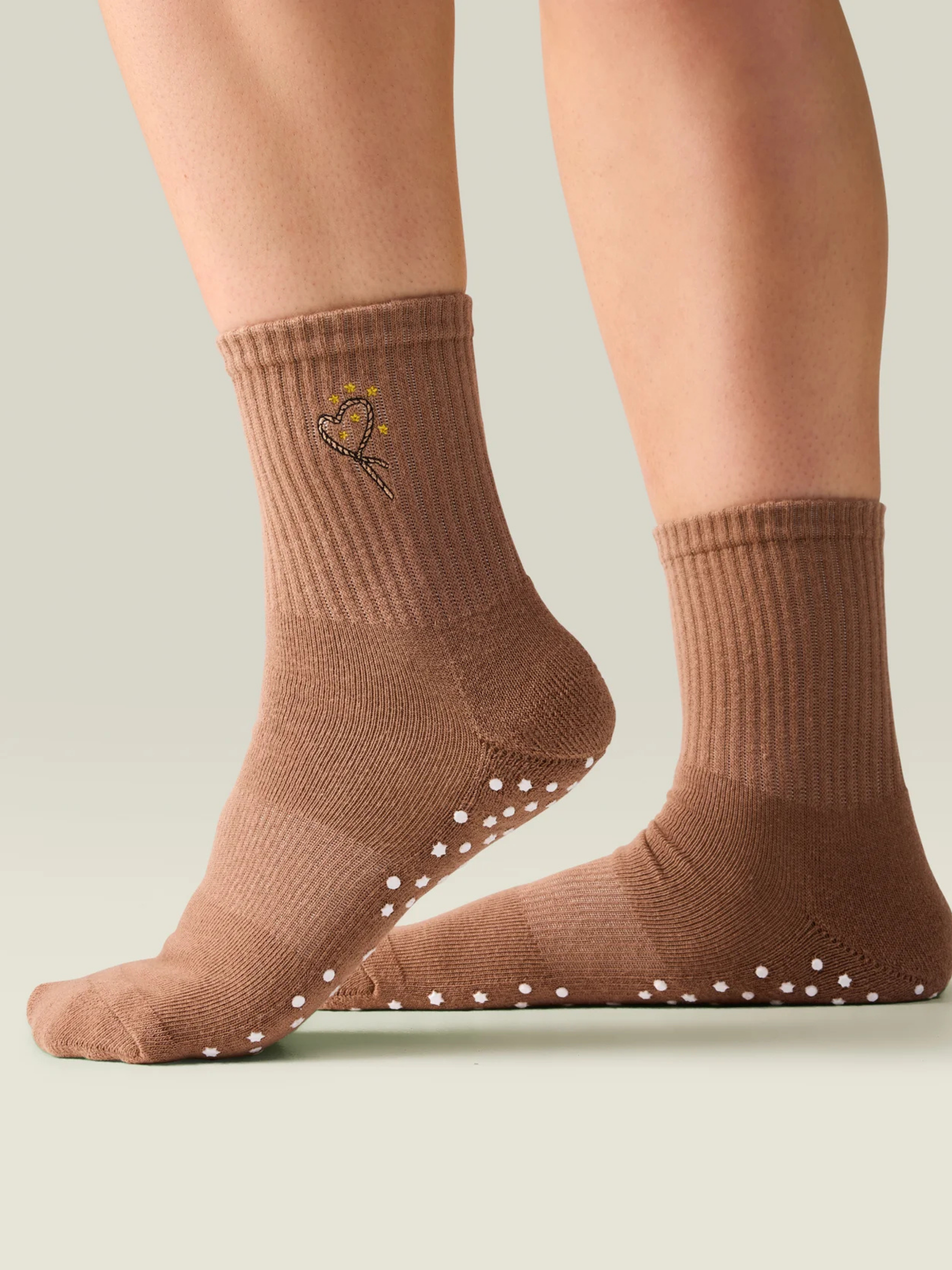 Crew Non Slip Grip Socks - Lasoo Heart Tan | MoveActive